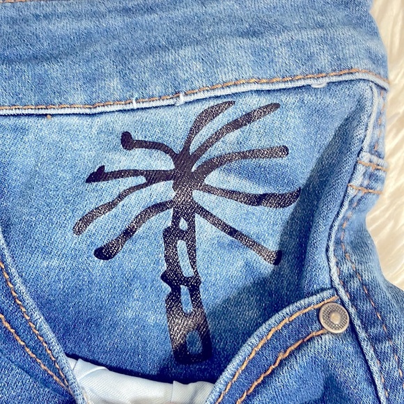Fire & Rain High-Rise Roll Cuff Denim Shorts with Doodle Drawings - Picture 3 of 7
